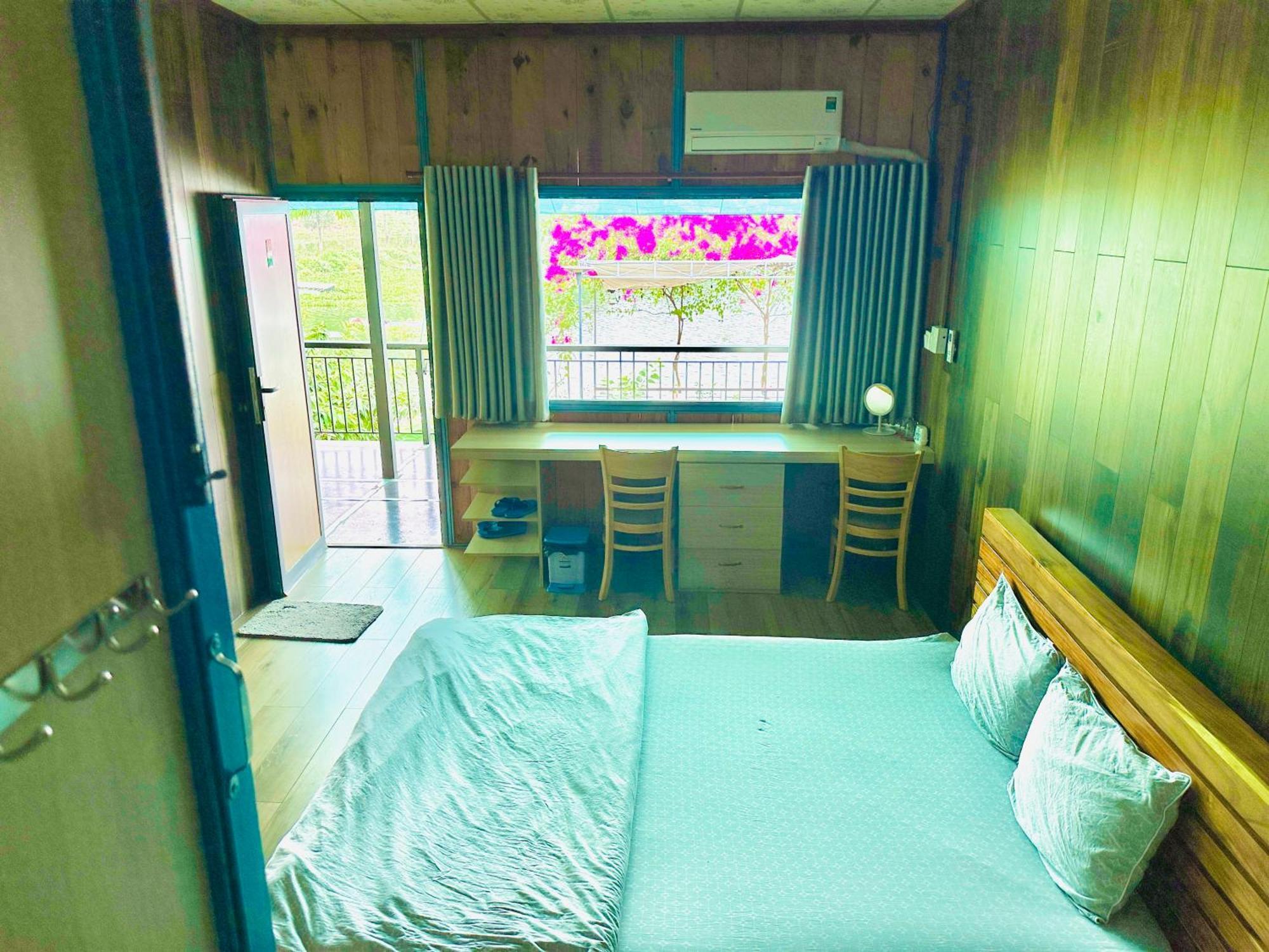 Ben Ho Homestay Xa Gia Tan Bagian luar foto